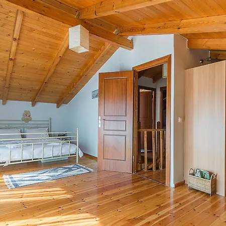 Holiday home Family 4bd Maisonette With Garden *