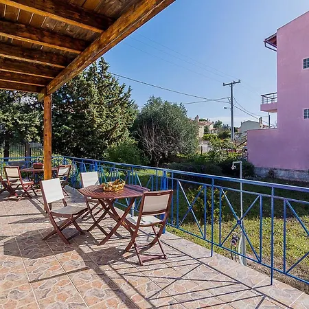 Holiday home Family 4bd Maisonette With Garden Porto Rafti